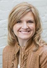 Real Estate Agent Lisa McIntyre